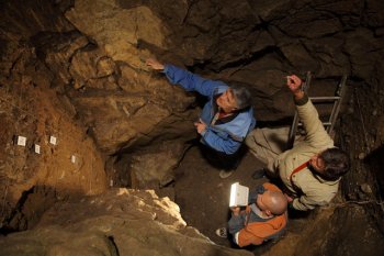 کشف دی.ان.ای ۱۰۰ هزار ساله انسان‌های اولیه